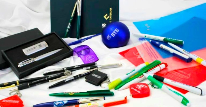 Брендированный корпоративный подарок