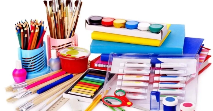 Брендированные школьные принадлежности