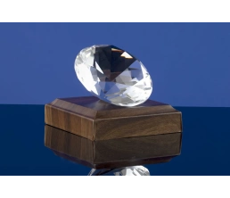 Стела Diamond, в подарочной коробке