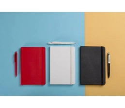 Подарочный набор Moleskine Indiana с блокнотом А5 Soft и ручкой, черный