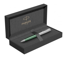 Шариковая ручка Parker Sonnet Essentials Green SB Steel CT, цвет чернил black, перо: M, в подарочной упаковке.