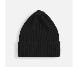 Шапка Yong, черная