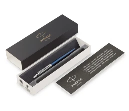 Шариковая ручка Parker Jotter Essential, Royal Blue CT, стержень: M, цвет чернил : blue или black