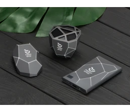 Док-станция «Geo Dock» с быстрой беспроводной зарядкой, черный с белой подсветкой. XOOPAR