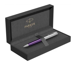 Шариковая ручка Parker Sonnet Essentials Violet SB Steel CT, цвет чернил black, перо: M, в подарочной упаковке.