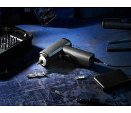 Отвертка аккумуляторная Propeller, черная