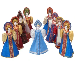 Подарочный набор: кукла фарфоровая, крем-мёд с лаймом и имбирем