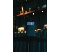 Картхолдер Seekcard с технологией Find My