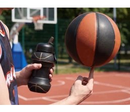 Складная бутылка для воды Basketball Flex, черная