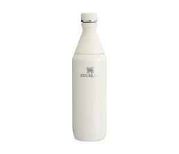 Бутылка для воды Stanley All Day Slim объемом 600 мл - Cream