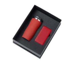 Подарочный набор c вакуумной термокружкой и повербанком С2, красный Подарочный набор c вакуумной термокружкой и повербанком С2, красный