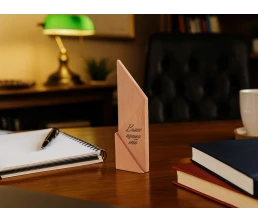 Награда из бука 