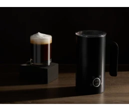 Электрический вспениватель молока Creamistry, черный