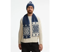 Шапка Wintertude, синяя с белым