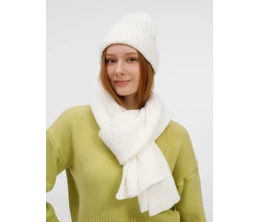 Шапка Laconi, молочно-белая Шапка Laconi, молочно-белая