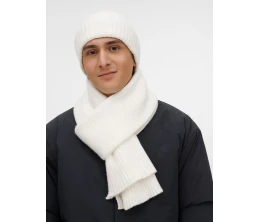 Шапка Laconi, молочно-белая Шапка Laconi, молочно-белая