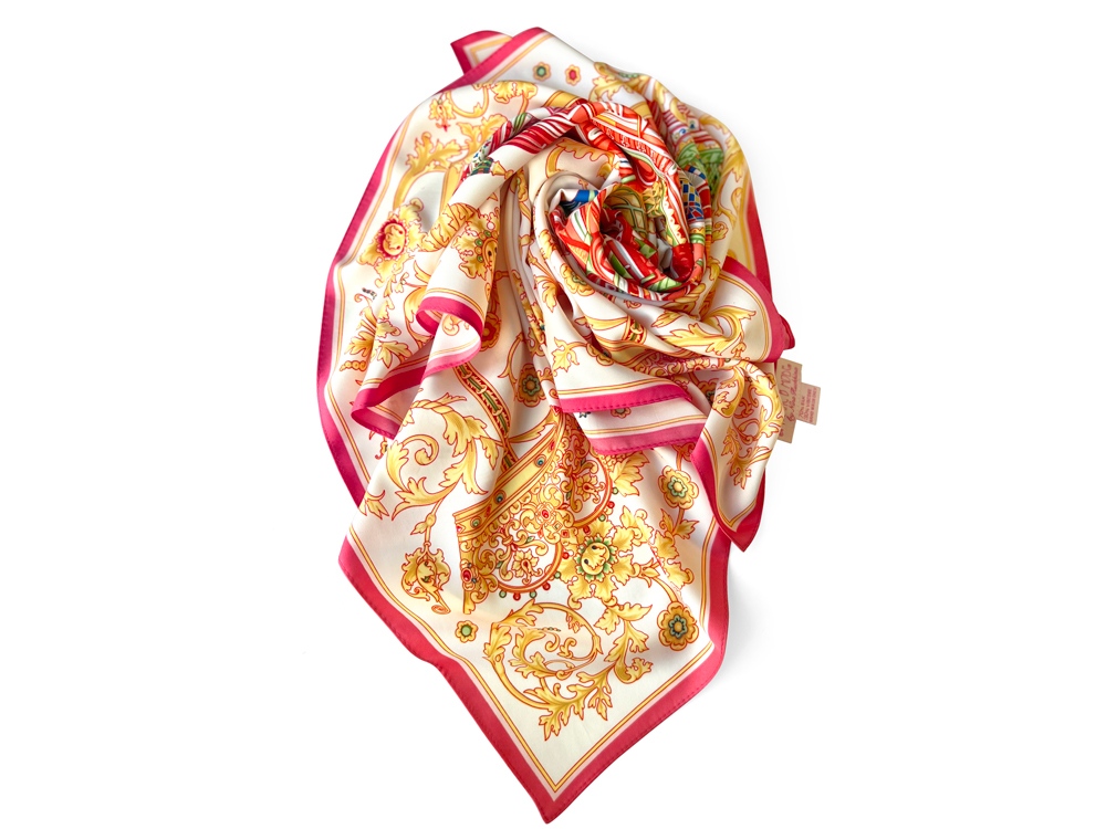 Платок «Собор Василия Блаженного» Платок «Собор Василия Блаженного»