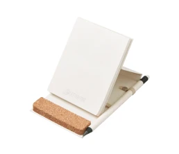 Блокнот с подставкой для телефона из пробки 