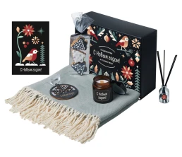 Подарочный набор «Re:Still» с пледом, свечой и диффузором