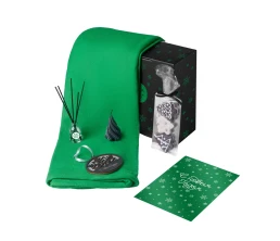 Подарочный набор с пледом, свечой и диффузором, зеленый