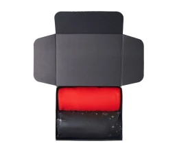 Подарочный набор с пледом, свечой и диффузором, красный