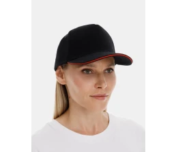 Бейсболка Classic 2.0, черная с красным кантом