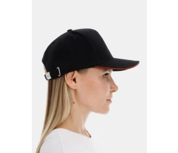 Бейсболка Classic 2.0, черная с красным кантом