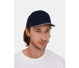 Бейсболка Classic 2.0, темно-синяя с белым кантом