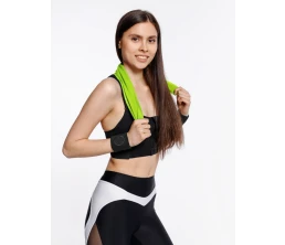 Охлаждающее полотенце Narvik в силиконовом чехле, зеленое яблоко