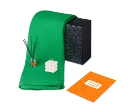 Подарочный набор с пледом, свечой и диффузором, зеленый