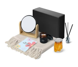 Подарочный набор «Re:f. Shelter»  с пледом, зеркалом, свечой и диффузором