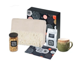 Подарочный набор «Re:y. Haven»  с пледом, кружкой и чаем