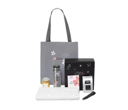 Подарочный набор «Re:f. Walk» с палантином, шоппером и термосом, белый
