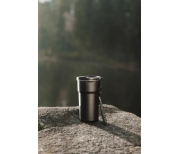 Термокружка VINGA Parks в комплекте с 4 кружками из нержавеющей стали