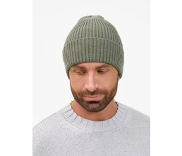 Шапка Catch Match без помпона, зеленая (полынь)
