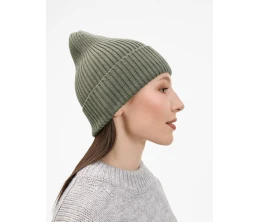 Шапка Catch Match без помпона, зеленая (полынь)