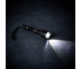 Фонарь аккумуляторный с фокусировкой луча FarSee, черный