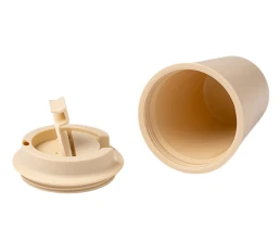 Стакан OKLAN/ОКЛАН с полипропиленовым корпусом и крышкой, бежевый