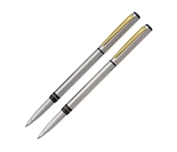 Набор Pierre Cardin коллекция «ПАРА (PEN&PEN)» : ручка шариковая + роллер. Корпус - латунь и хромоникилевое покрытие. Отделка и детали дизайна - сталь, позолота. Цвет - серебристый. Упаковка 