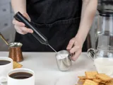 Беспроводной вспениватель набор с двумя венчиками — фото 6