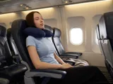 Надувная подушка под шею в чехле Sleep — фото 9
