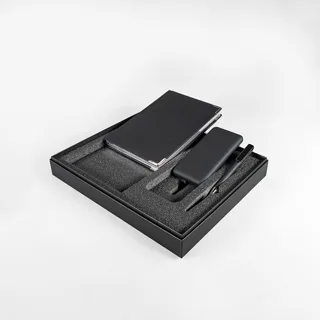 Набор подарочный KENNEDY: ежедневник, ручка и power bank в коробке с ложементом — фото 2