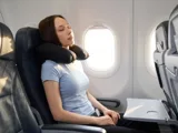 Надувная подушка под шею в чехле Sleep — фото 24